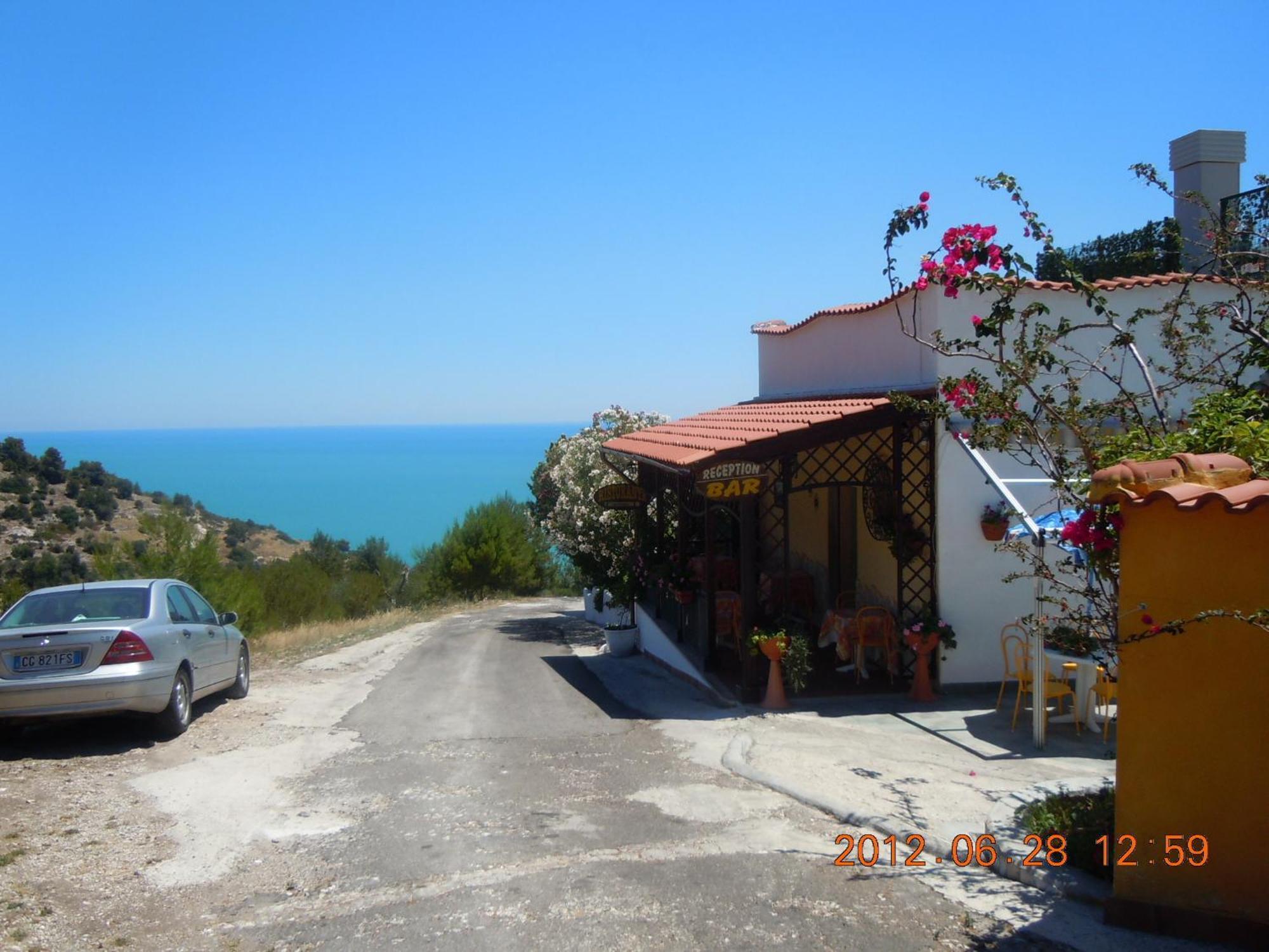 Pensione San Michele Hotel Mattinata Exterior photo