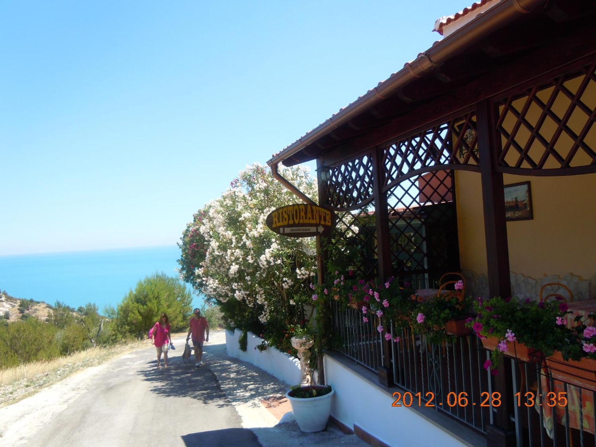 Pensione San Michele Hotel Mattinata Exterior photo